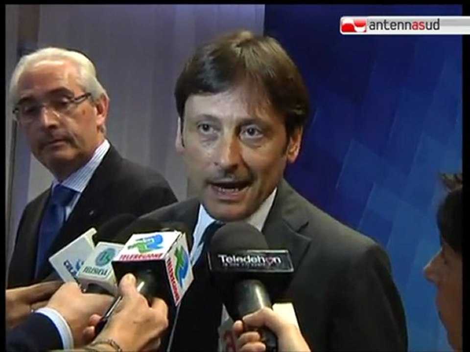 TG 14.10.11 Stefano "Se il Governo centrale non ci aiuta, l'agricoltura pugliese andrà in tilt"