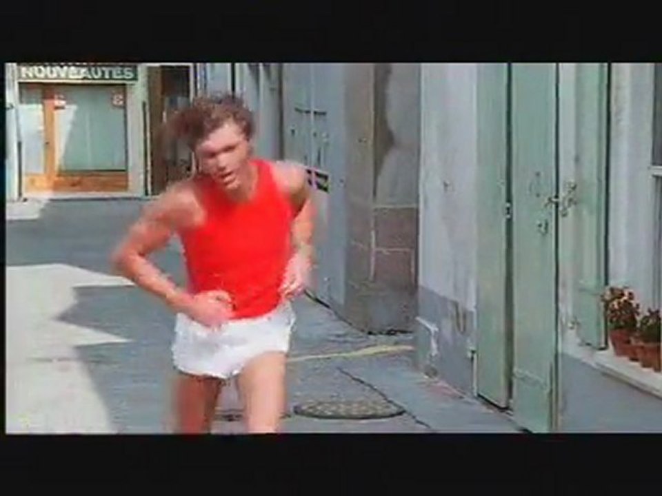 ÉGOUT - Les fous du stade