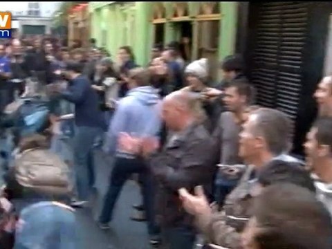 Rugby : supporters en liesse après la victoire des Bleus