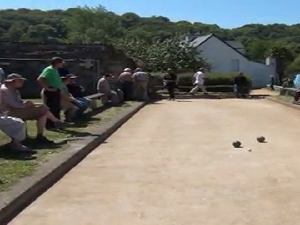 14/07/2011 - Concours de boules plombées à Saint Jean du Doigt