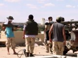A Syrte, les anti-Kadhafi visent les snipers sur les toîts