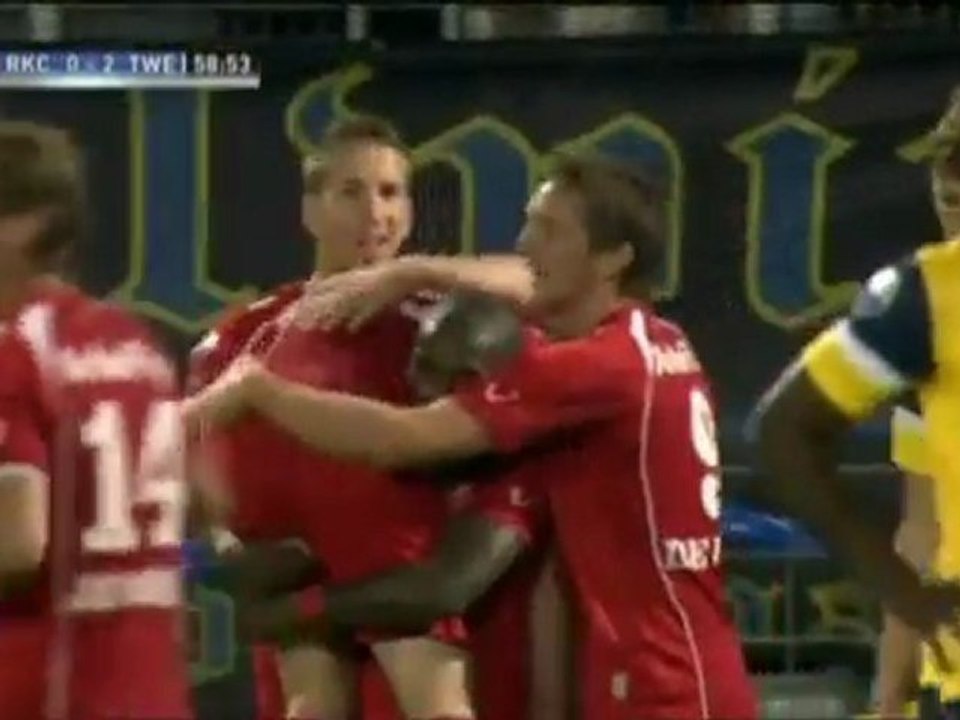 Twente bezwingt Waalwijk