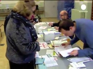 Hollande y Aubry se enfrentan en unas primarias...