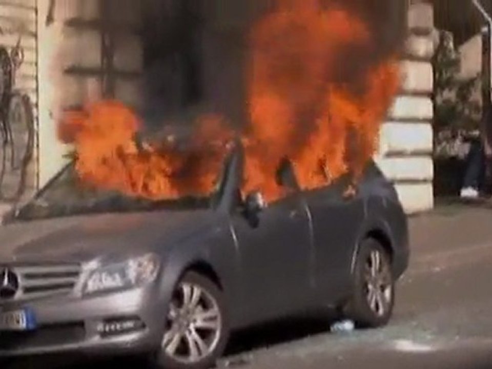 Violent protests break out in Rome