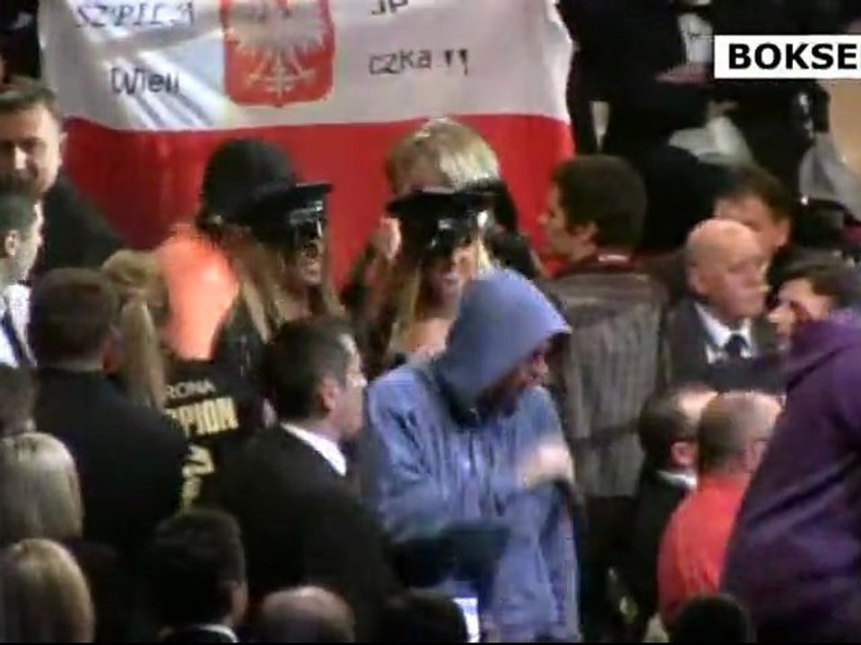 Wyjście do ringu Artura Szpilki