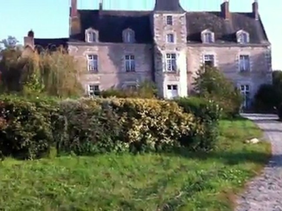 Chateau de Nantes en vente - 10 minutes de la capitale des Pays de la Loire, proche Pont Saint Martin
