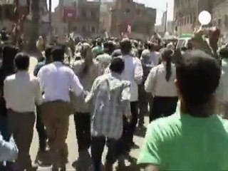 Tension rises as Yemen expects UN decision on Saleh