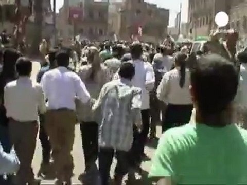 Yemen: ancora spari su corteo opposizione, morti e feriti