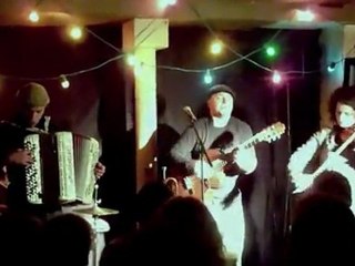 Les Miettes - la gare de l'Est (au chat Noir le 5 mars 2011)