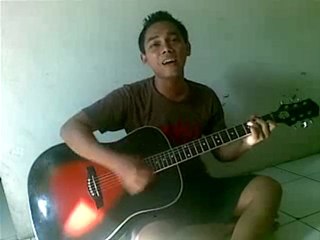 Tubuh lentera jiwa aden