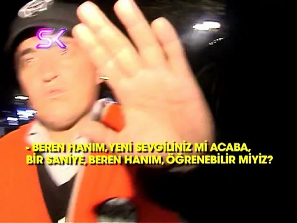 BEREN SAAT YENİ SEVGİLİSİYLE YAKALANDI