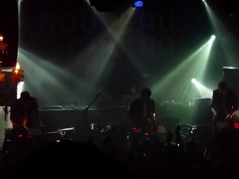 The Glitch Mob - Daft Punk Derezzed Remix Live @Nouveau Casino