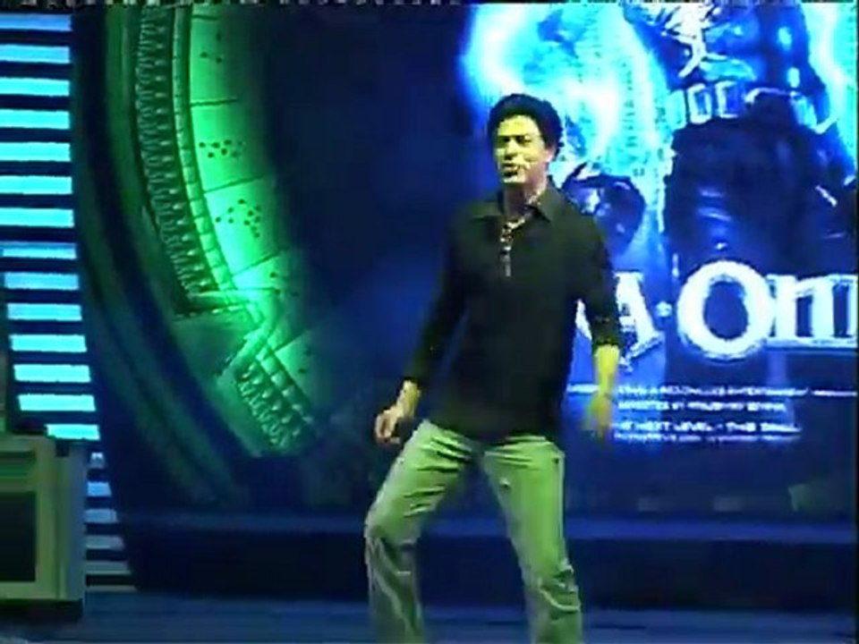 Shahrukh Khan Is Chammak Challo And Not Kareena Kapoor! – Latest Bollywood News