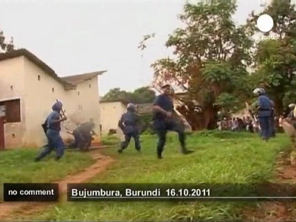 Police seize weapons in raid on Burundi... - no comment