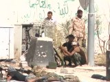 Les pro-CNT luttent contre les snipers pro-Kadhafi à Syrte