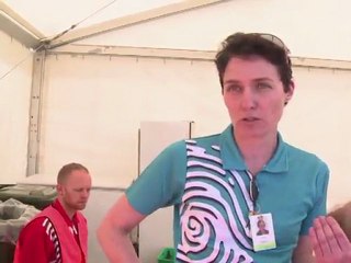 N.Zélande: bain de survie pour les oiseaux englués de pétrole