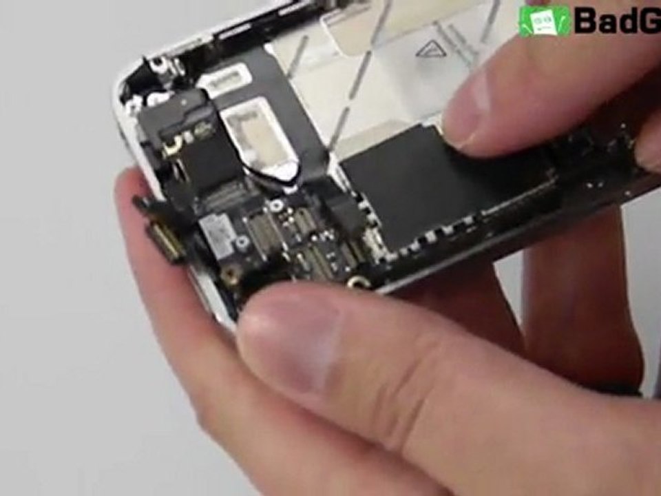 How to install a iPhone 4S External Speaker