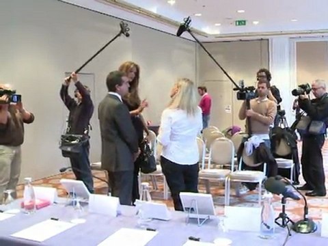 Arnaud Lagardère et Jade se fiancent et veulent des enfants