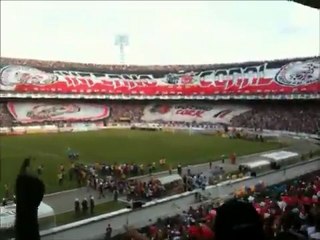 H τρέλα των οπαδών της Σάντα Κρουζ