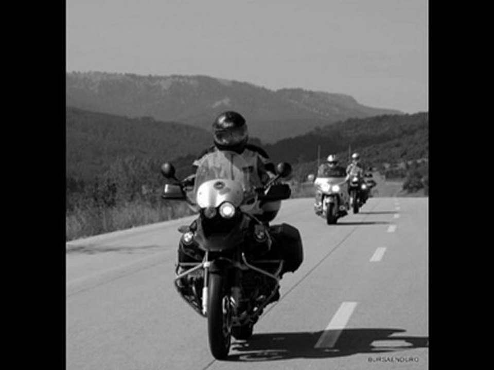 BURSA ENDURO ESES SİYAH BEYAZ