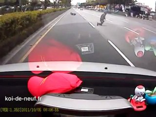 Scooter chanceux et accident