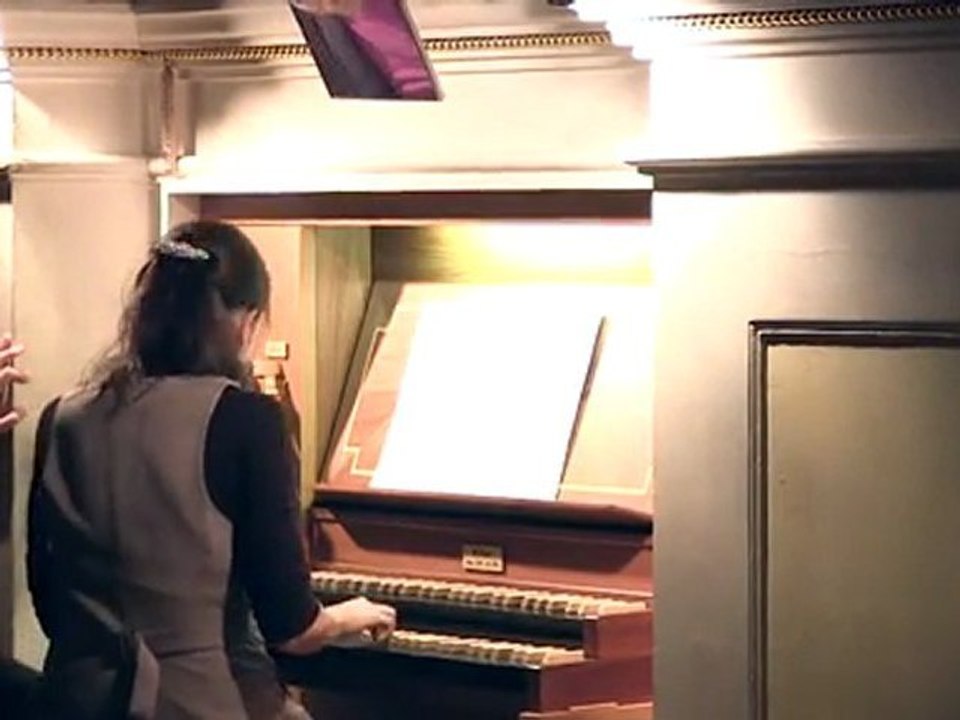 Петр Эбен.  Moto ostinato  из цикла «Воскресная музыка»