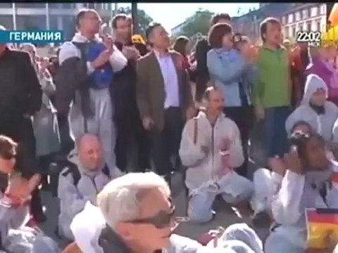 Волна демонстраций прокатилась по миру