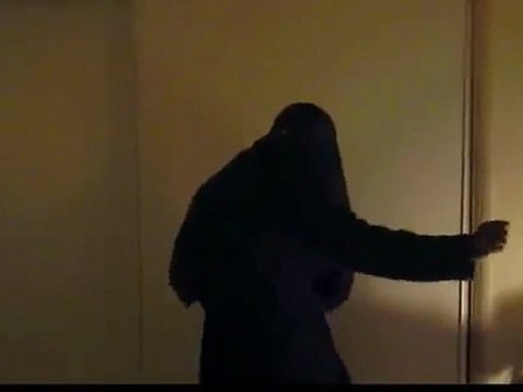 Molvi Abdul Aziz of Lal Masjid caught in Burqa