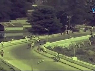 18 Vayathenela - Kamalhassan rocks with his love