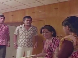 Aattukkara Alamelu - Heroine Accused