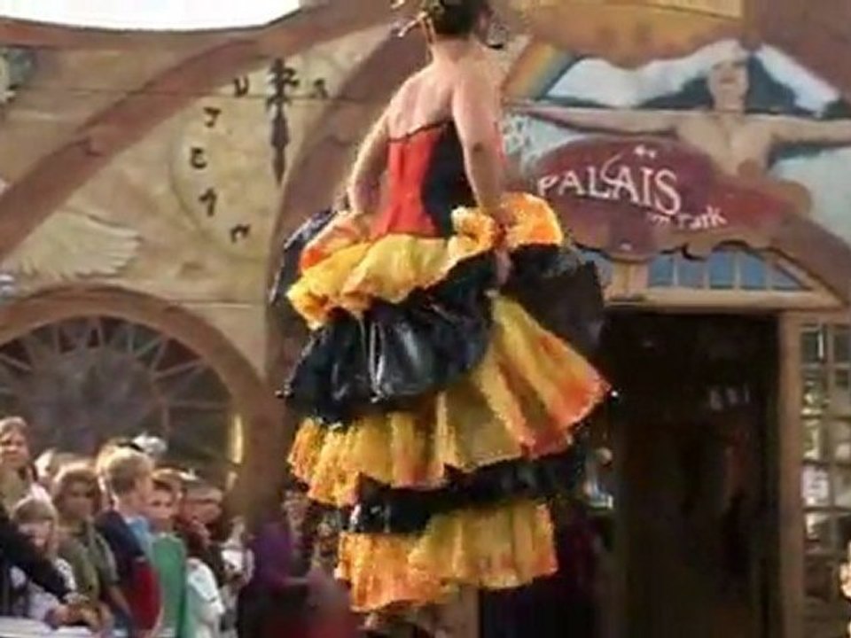 Défilé de mode. Hélène Bertrand