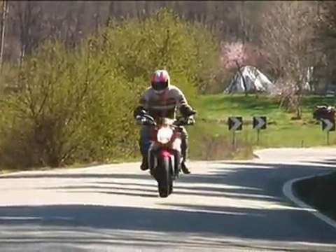 MCN Test: MV Augusta Brutale 1078RR first ride