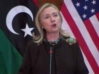 Clinton hails Shalit release and pledges Libya aid