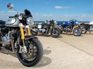 Norton Commando v Triumph Thruxton v Hyde Harrier v Enfield Clubman