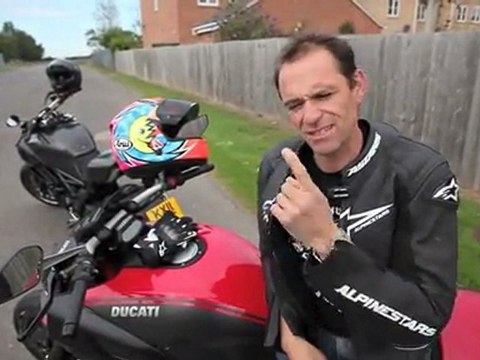 Ducati Diavel Ohlins suspension upgrade test - Brands Hatch