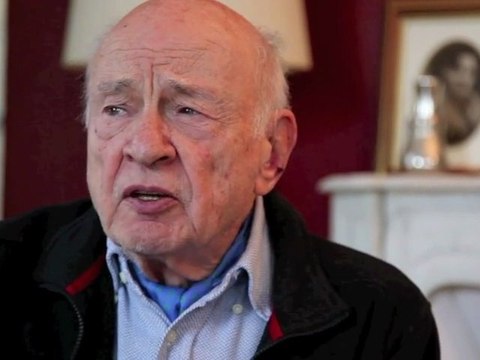 Le succès du mot Indigné vu par Stéphane Hessel et Edgar Morin