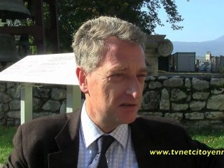 "l'UMP inquiète" Herve Gaymard  le clip