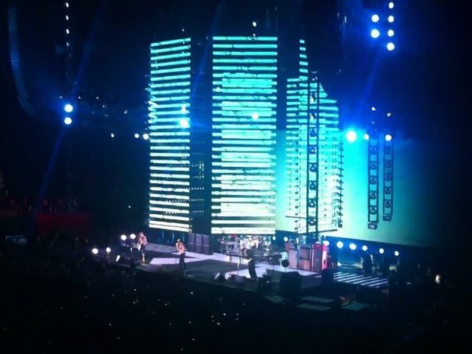 The Adventures of Rain Dance Maggie - Red Hot Chili Peppers