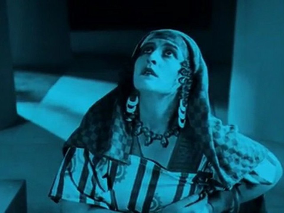 The Loves Of Pharaoh by Ernst Lubitsch trailer