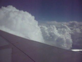 bulutların üstünde..