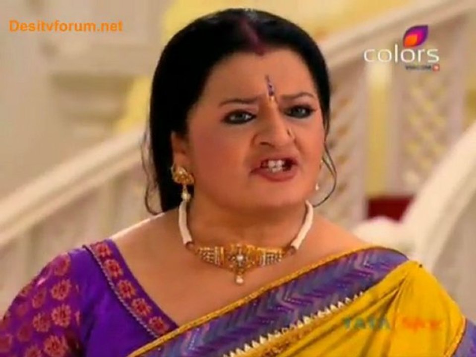 Hamari Saas Leela - 19th October 2011 Watch Video Online p1