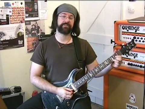 Beginners Guitar Lesson The Chord Scale Part one - With Rob Chappers