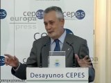 Griñán insta al PSOE a convencerse de que puede ganar