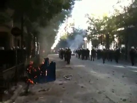 Εικόνες χάους στην Ακαδημίας