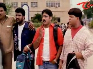 Sunil As College Peon Comedy With Girls