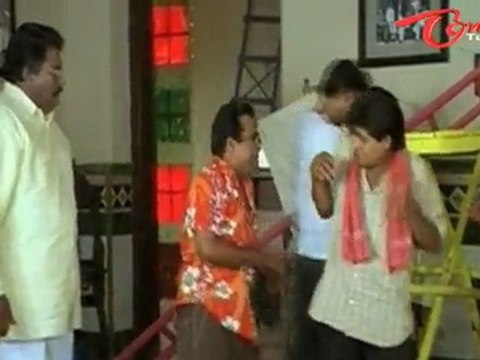 Clock Comedy Scene Between Brahmanandam & Nagarjuna Gang