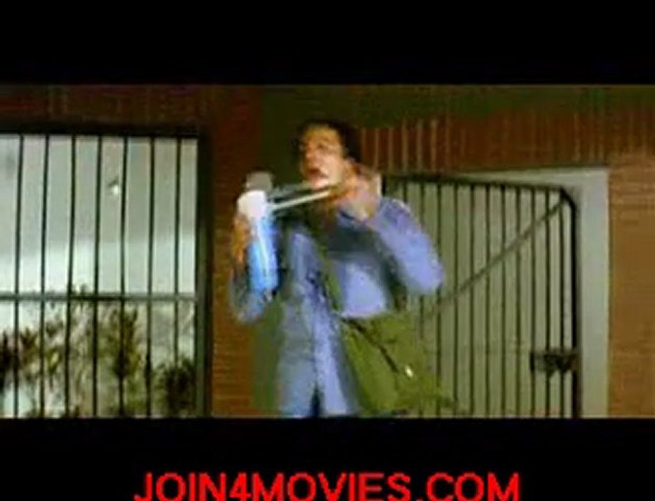 Oonche Log 1985_clip0