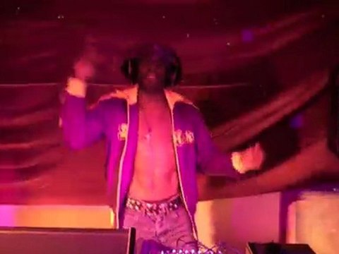 BEBAK - JE FAIS LE BUZZ