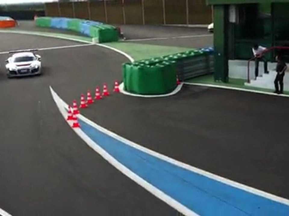 R8 LMS stéphane ortelli