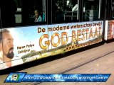 Rotterdam tramvaylarında Harun Yahya eserlerinin tanıtımı